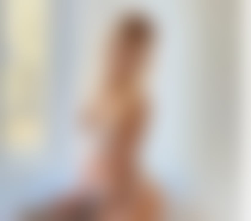 Escorts and Massages Truro Cornwall - Photos for Outcall only cash on arrival best service x