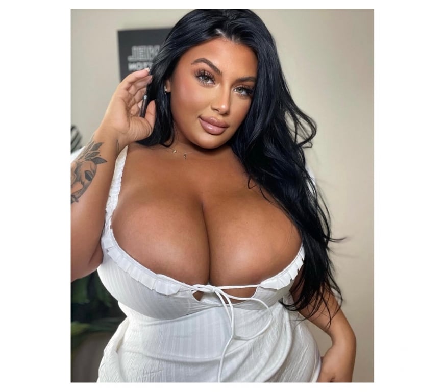 Escorts West Midlands Walsall - Photos for BIG ASS&BBW m party girls new i Sara