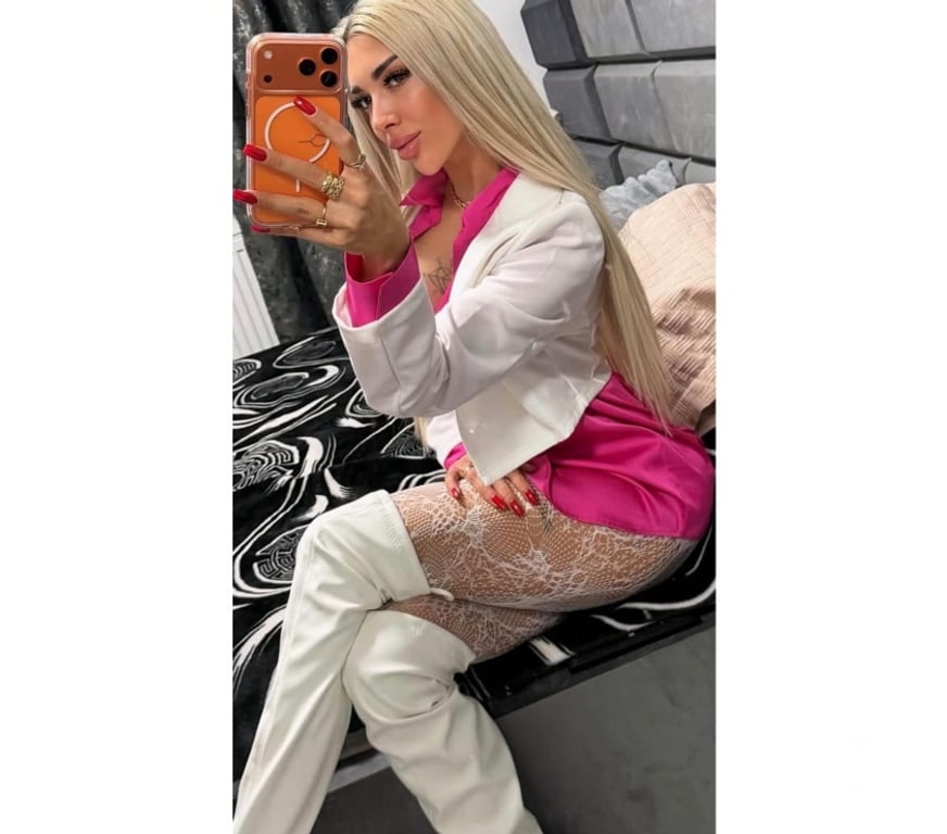 Escorts Devon Plymouth - Photos for Perfect Moments with me