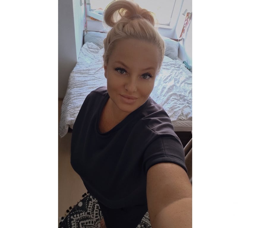 Escorts Cardiff Roath - Cardiff - Photos for Trained masseuse in town. Let me take your stresses away