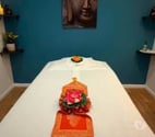 Liverpool - Liverpool — Massage therapist