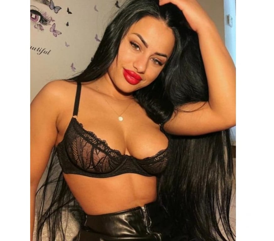 Escorts Leicestershire Leicester - Photos for Hi im Alejandra new in town