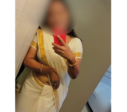  Escorts & Erotic Massage Barking Station East London - Photos for SOUTH INDIAN TAMIL NADU KERALA GIRL KEERTHI