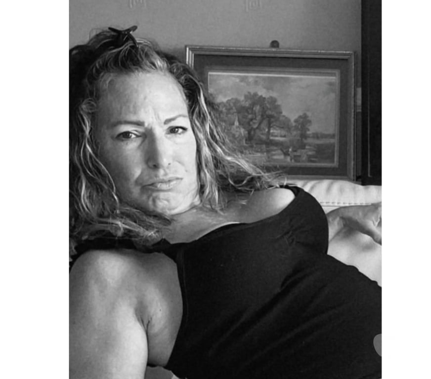 Escorts Hertfordshire Broxbourne - Photos for Come see Frankie baby!