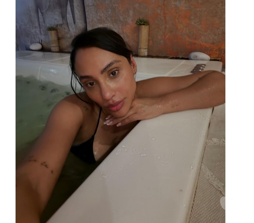 Escorts West London Hammersmith - West London - Photos for PETITE VIP Girl💋LIZ LIMITED TIME Latina VIP SERVICES