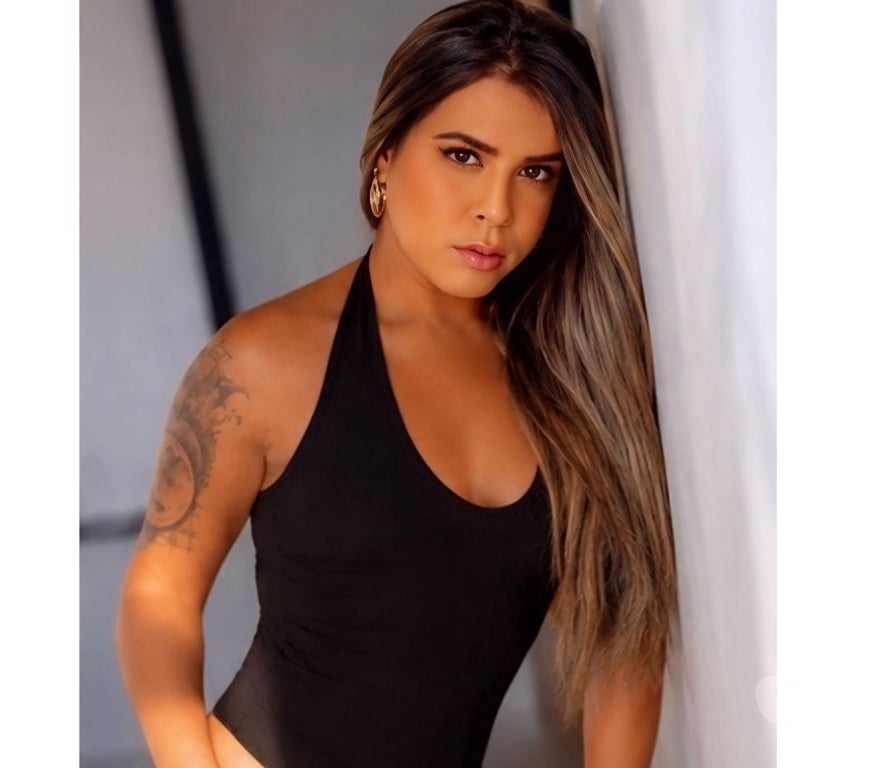 Trans Escorts Bedfordshire Luton - Photos for LARISSA BRAZILIAN PARTY 🇧🇷