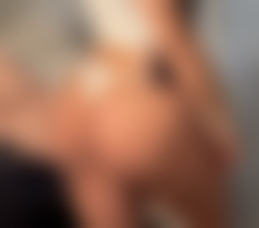 Escorts West Sussex Horsham - Photos for NEW IN TOWN PARTY!!