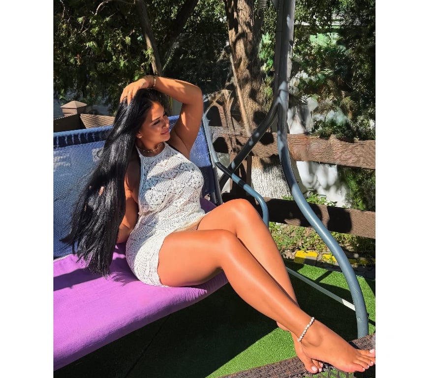 Escorts West Yorkshire Leeds - Photos for Hello I’m Kim waiting for your call
