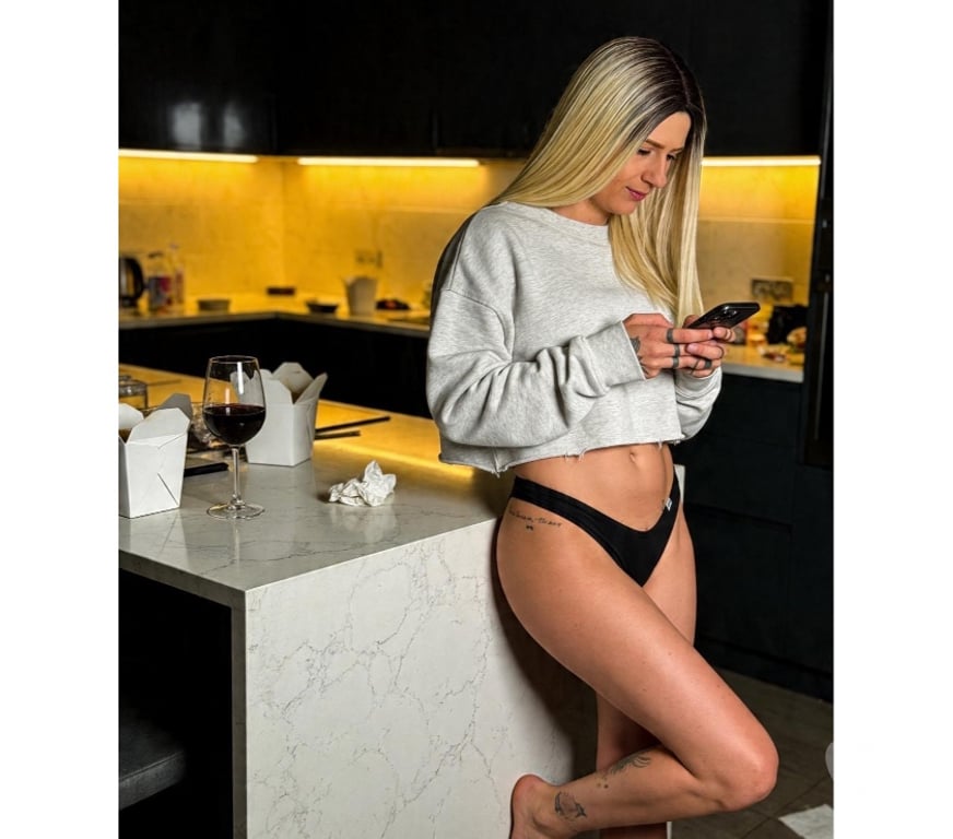Escorts West London Hillingdon - Photos for Brazilian blond girl 👩🏼🔥