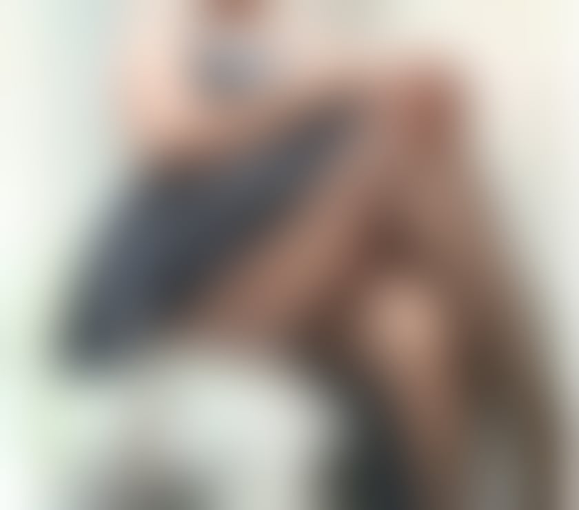 Escorts Buckinghamshire Milton Keynes - Photos for Caramel on 3 days tour