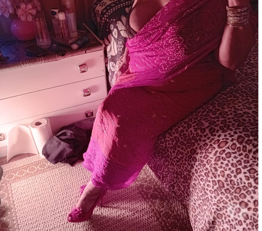 Escorts South West London Richmond upon Thames - Photos for INDIAN 5 ⭐️ MASSAGE AND ESCORT RIA