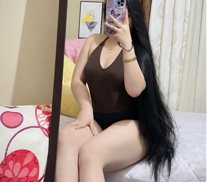 Escorts Slough Town Centre Slough - Photos for Hi im alyashia only 2 days here im from Pakistan ❤️