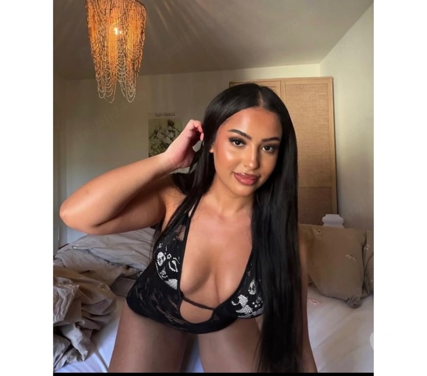 Escorts Surrey Spelthorne - Photos for ‼️NEW GIRL IN TOWN‼️PARTY GIRL🥂HOT BRUNETTE🔥