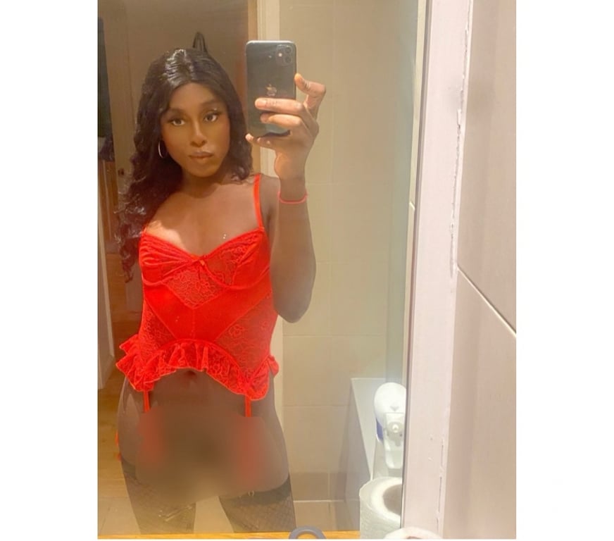 Trans Escorts West Yorkshire Leeds - Photos for Black TS visiting Leeds with 8 inches