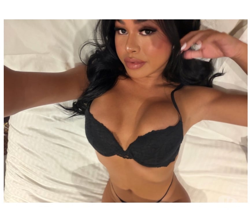 Trans Escorts East London Hackney Central - East London - Photos for Elegant & Discreet Companion