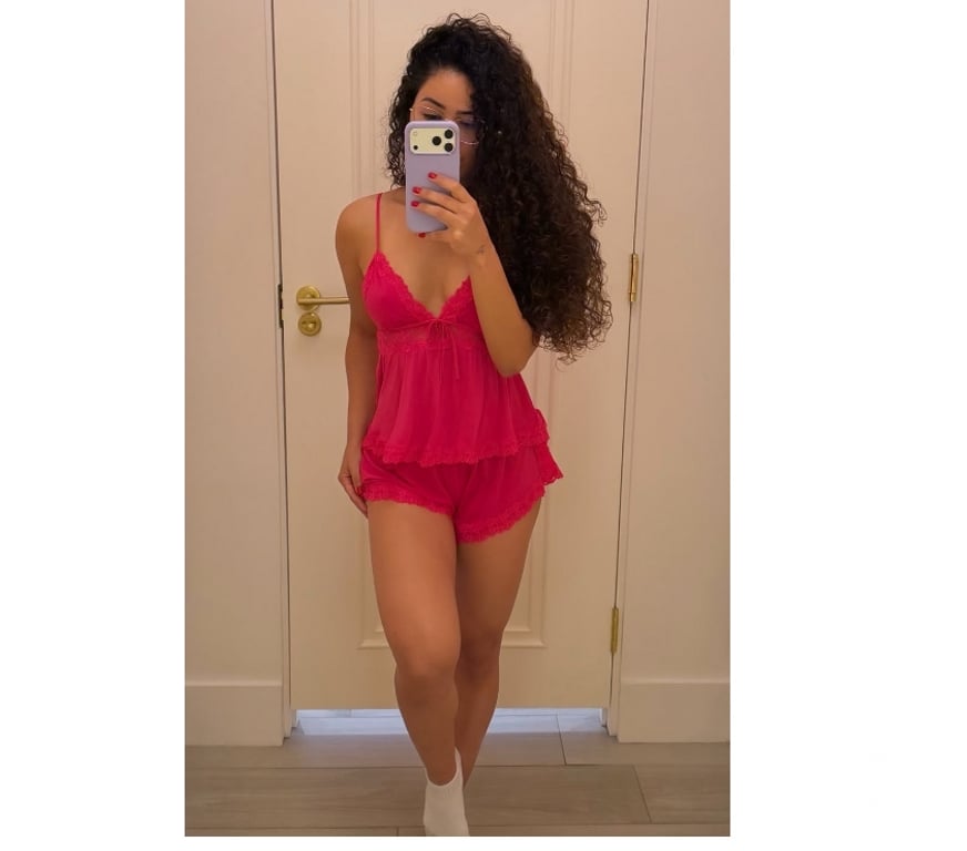 Escorts West Yorkshire Leeds - Photos for Luna - sensuality, elegance and discretion