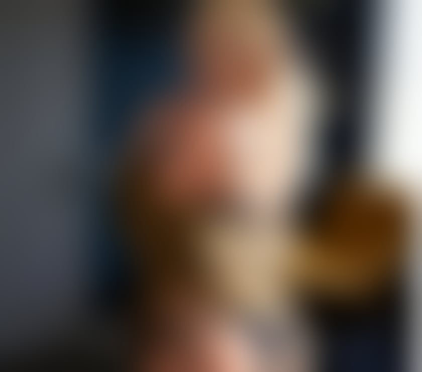 Escorts West Midlands Birmingham - Photos for Hello new and recurring gentleman guests lm Hungary 45