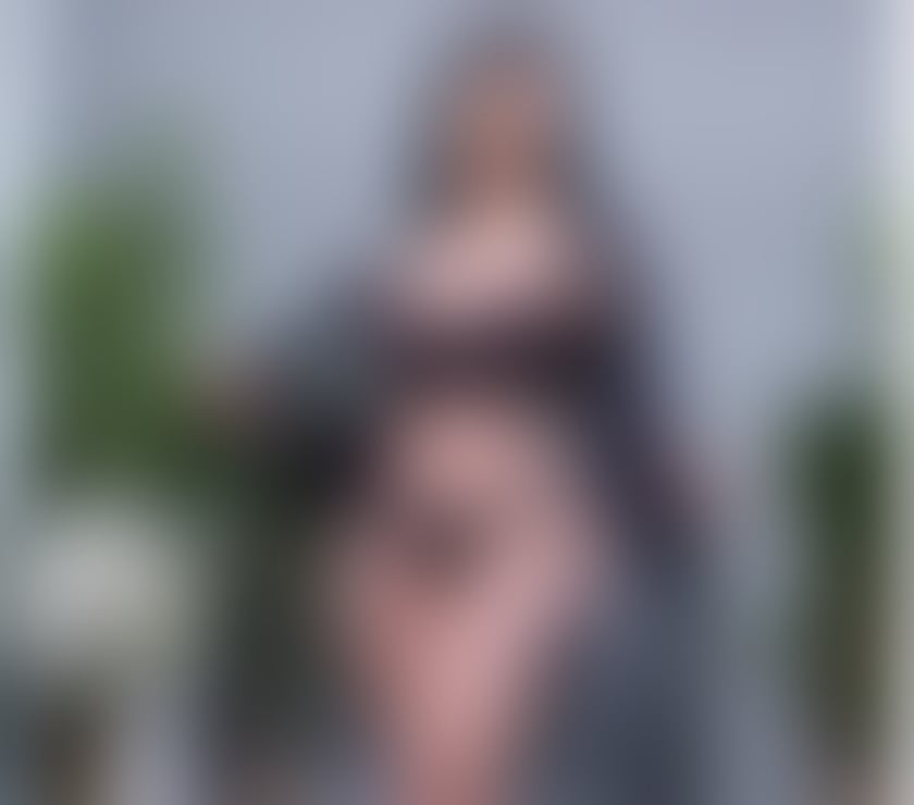 Escorts East London Stratford - East London - Photos for LATINA MAMI IN STRATFORD 🔥