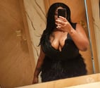 Stunning chocolate MILF call me XXX