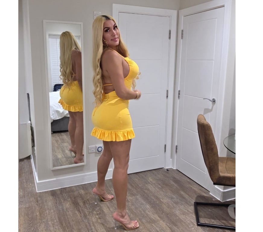 Escorts East London Canary Wharf - East London - Photos for STUNNING Blonde TRANS🍆🍑💋OWO-DOMINATION-TOYS