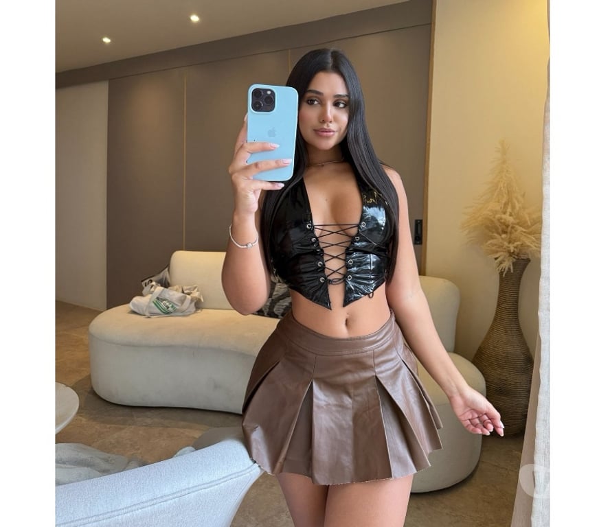 Escorts Cardiff Cardiff City Centre - Cardiff - Photos for CAROL🔥HOT CURVY BRAZILIAN🔞PARTY