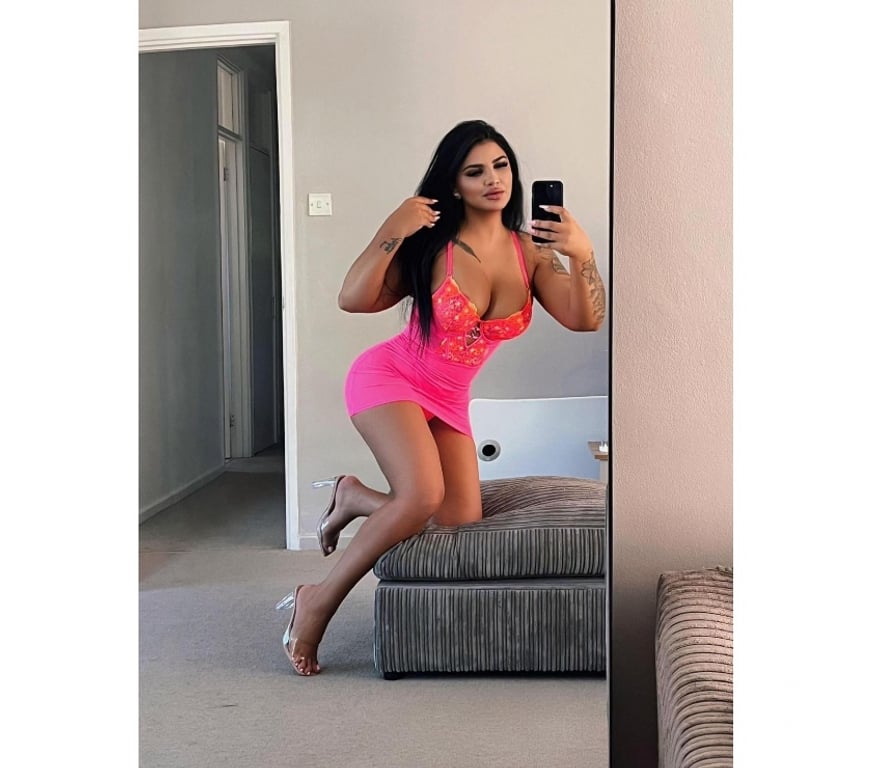 Escorts Hampshire Rushmoor - Photos for LORA 💫 Brunnette💯Real🎉