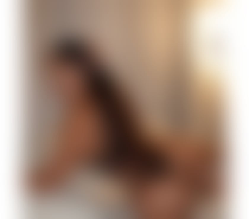 Escorts Essex Thurrock - Essex - Photos for Sexy and dazzling Latin party. Complete girlfriend experienc