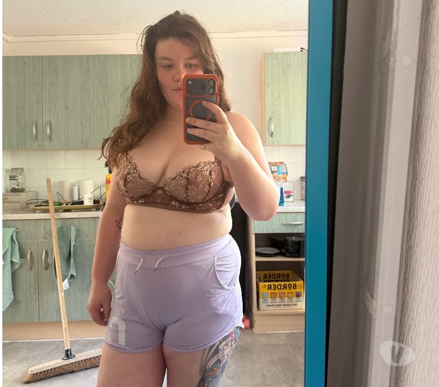 Escorts Lincolnshire Lincoln - Photos for 07496510885 Eleanor 30yrs in Lincoln