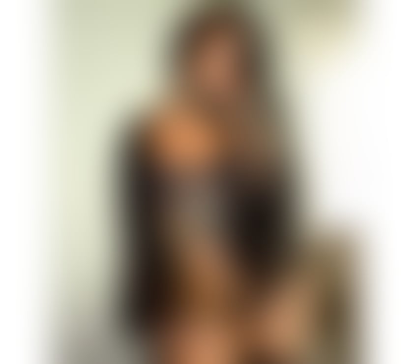 Photos for AMORA 🇧🇷1 DAY IN MANCHESTER 🥂 ELITEGIRL