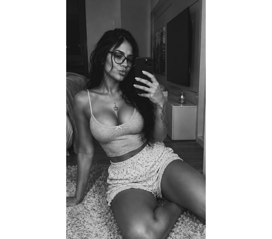 Escorts Nottinghamshire Nottingham - Photos for Alice 🍑🔥 BIG BOTTY BRAZILIAN 🇧🇷