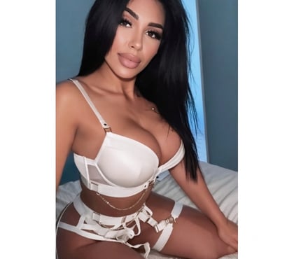  Escorts Middlesbrough Town Centre Middlesbrough - Photos for SELENA💝NEW IN TOWN💫INCALL OUTCALL💝