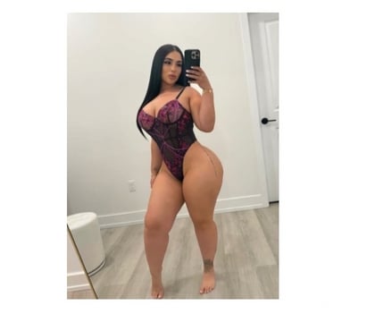 Photos for PARTY GIRL NEW IN TOWN 🍑🔥💯REAL PHOTO💯