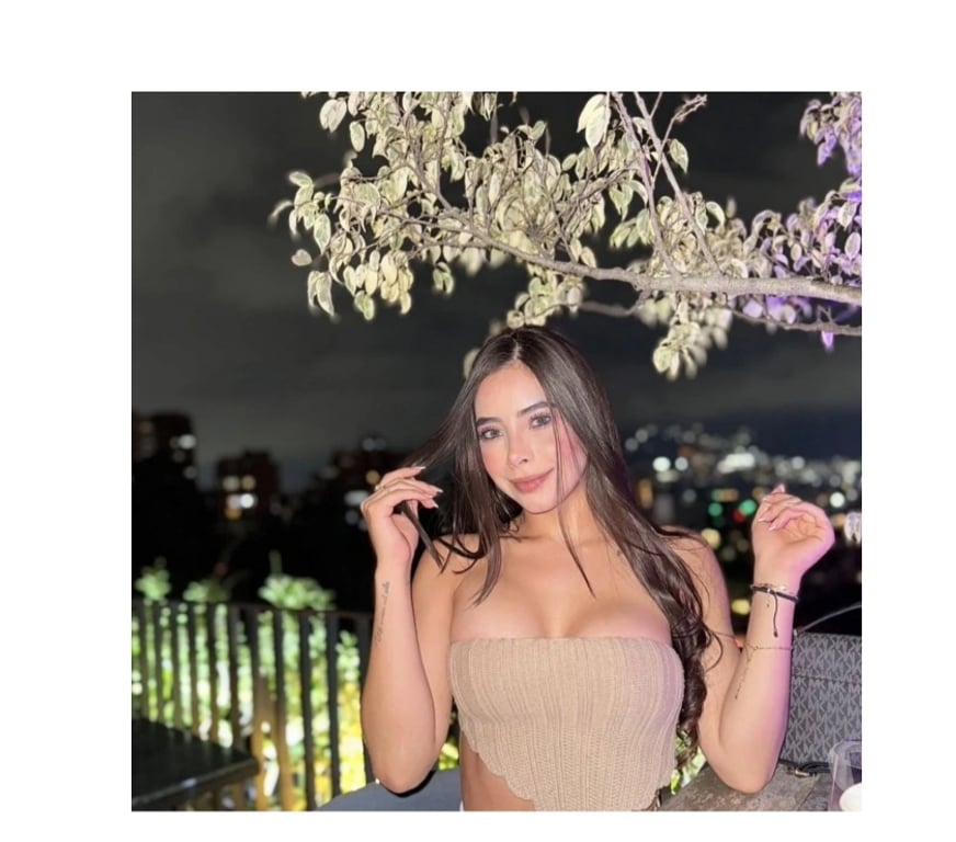 Escorts East London Redbridge - Photos for Sandra Hot Girl 🔥