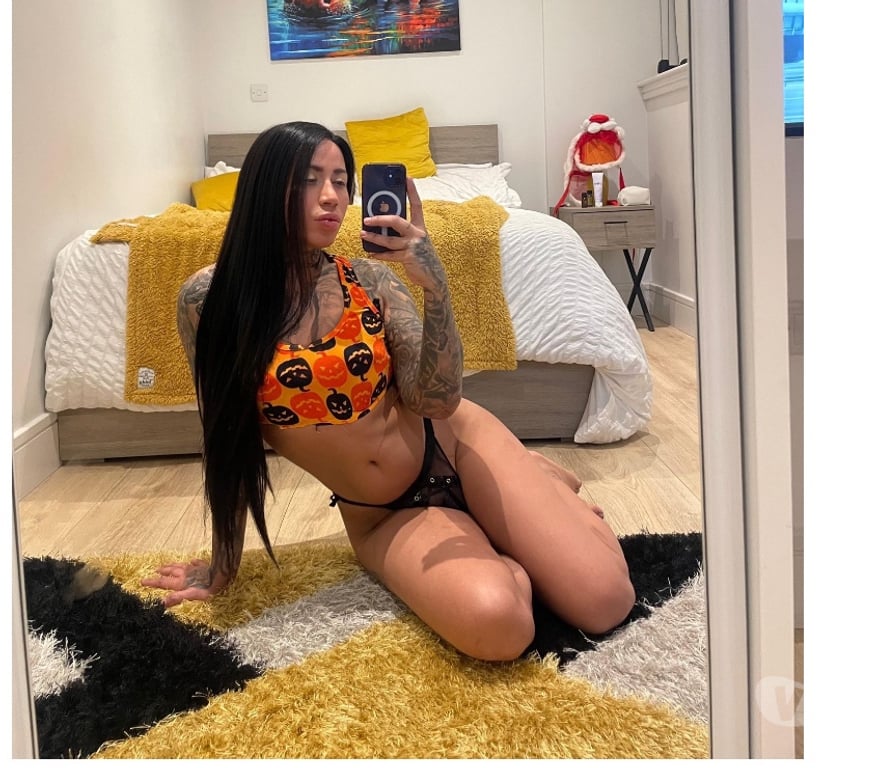 Trans Escorts South East London West Croydon (Tramlink) Station - South East London - Photos for Mia pacheco 🍌🍑 brasileira 🇧🇷