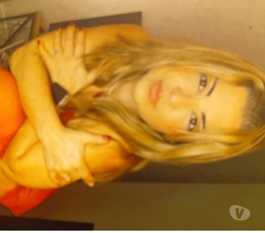 Escorts South West London Richmond upon Thames - Photos for Vicky Petite Brazilian