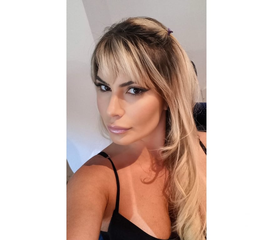 Escorts Buckinghamshire Milton Keynes - Photos for AGHATA FIRTS TIME CITY