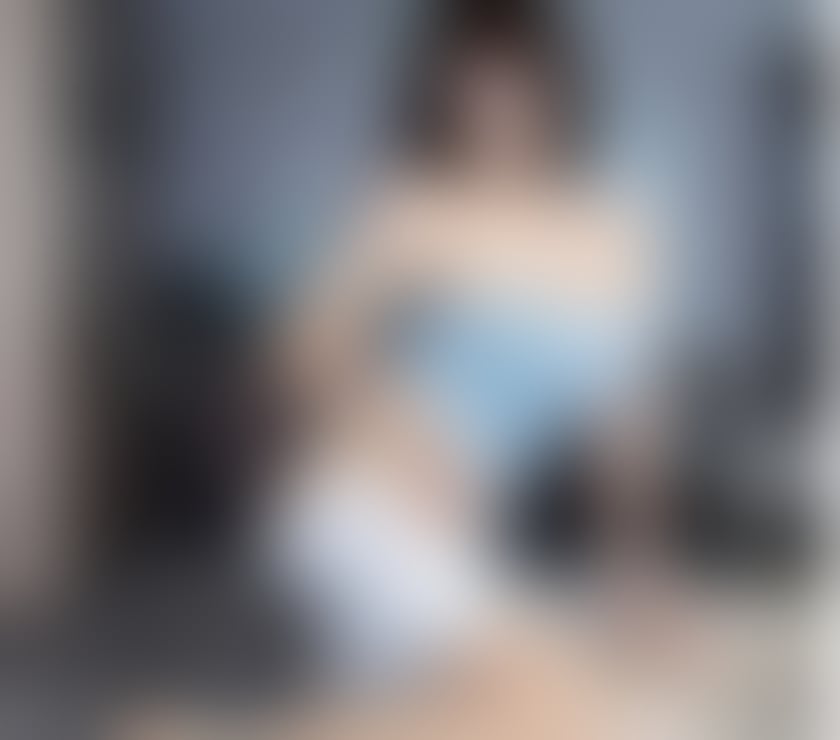 Escorts and Massages Cowbit South Holland - Photos for 🌟Calm Romance That Feels Real🌟