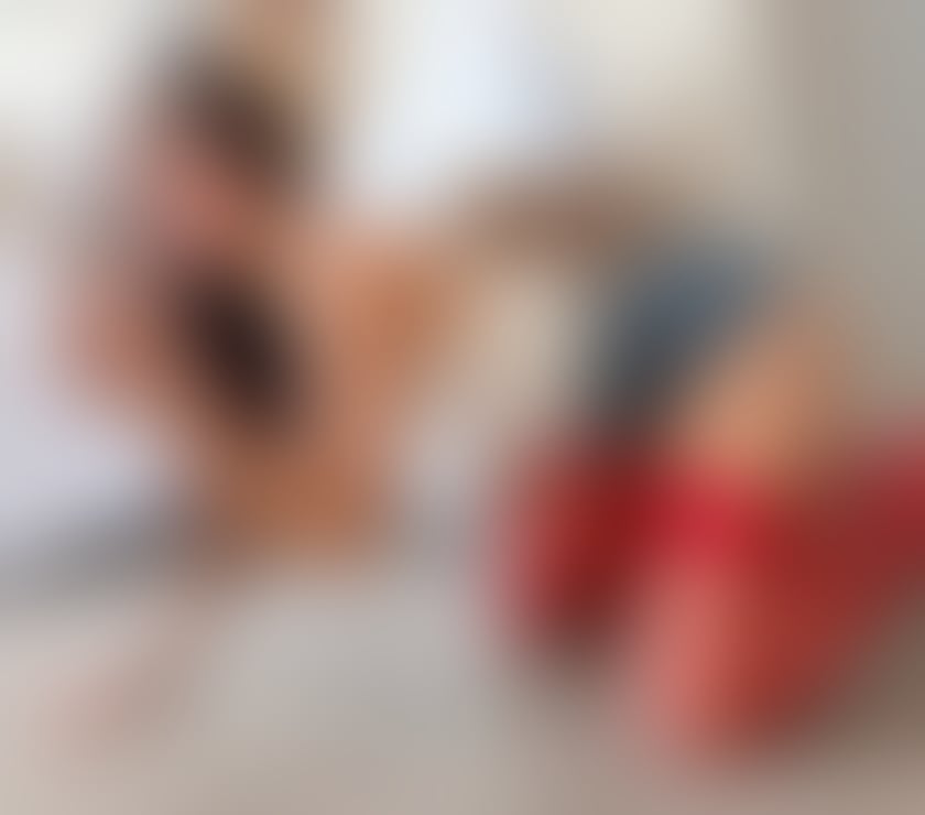 Escorts and Massages Wolverhampton City Centre Wolverhampton - Photos for UNFORGETTABLE ELLIE 💚🧚🏻‍♀️