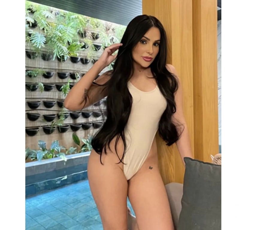 Escorts Cardiff Cardiff City Centre - Cardiff - Photos for NEW LATINA PARTY 🥳