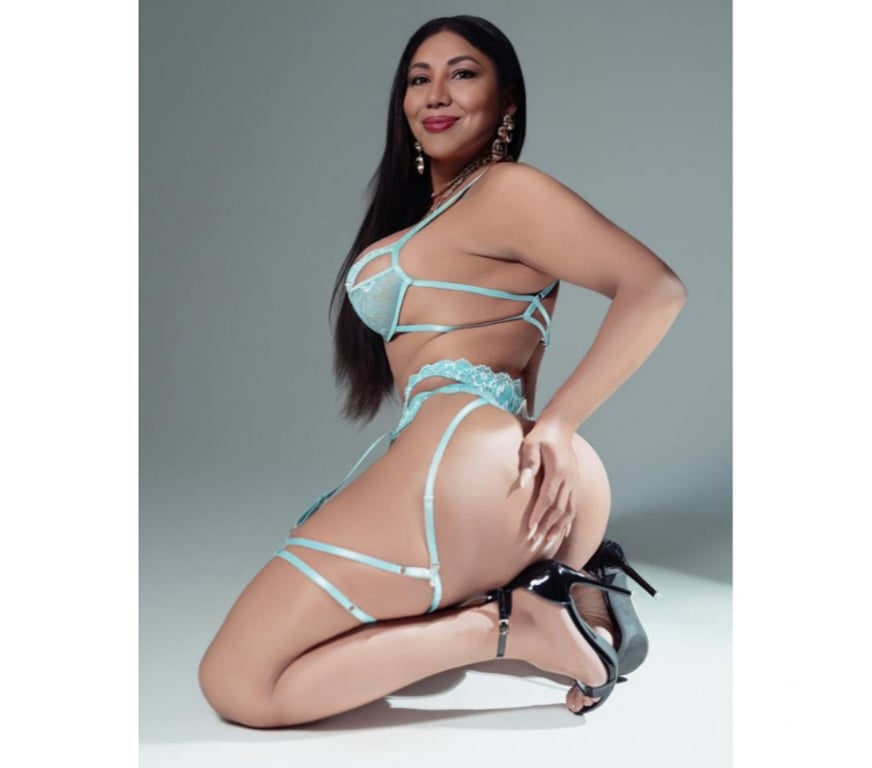 Trans Escorts Essex Chelmsford - Photos for 🔥🔥MILF TRANSEXUAL WOMAN CLARISSA👅🔥🔥