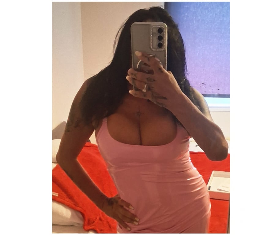Escorts North Lanarkshire Airdrie - North Lanarkshire - Photos for SCOTLAND'S FINEST MILF