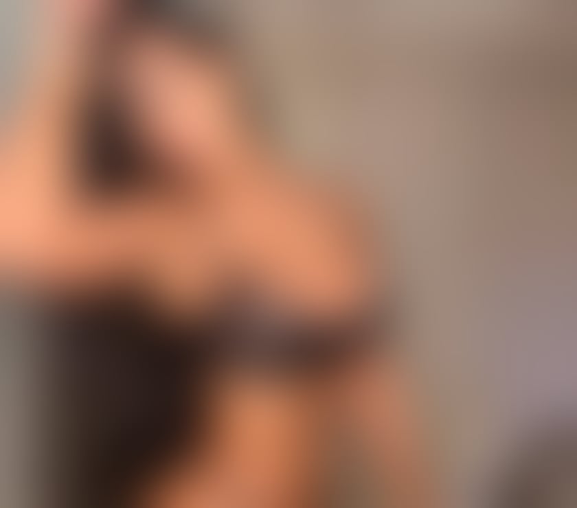 Escorts Cardiff Cardiff City Centre - Cardiff - Photos for Pure Passion & Deep Connection | Your Ultimate Escape |