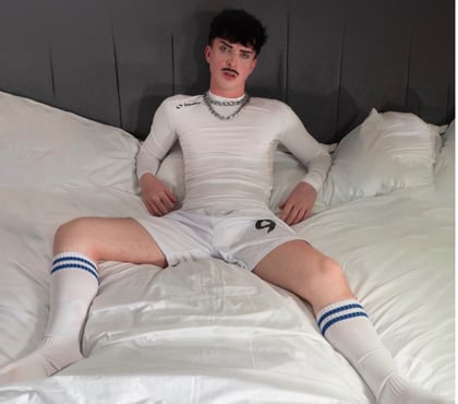 Gay Escorts Manchester City Centre Manchester - Photos for Hung Slim Smooth British Twink