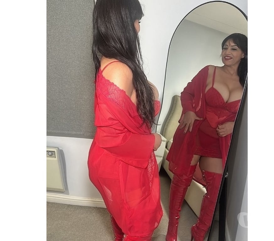 Escorts Kent Gravesham - Photos for 💕🍾🍑VANESSA MATURE AND NAUGHTY 💕