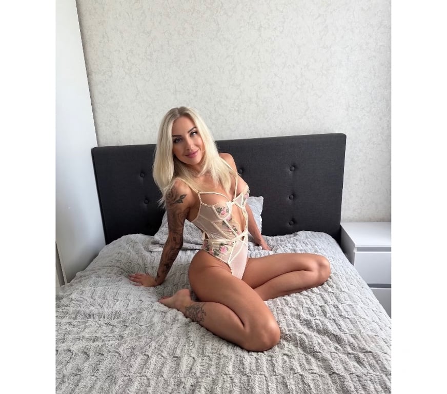 Escorts West Yorkshire Wakefield - Photos for Your Playfull blonde✨Best and new in town🔥