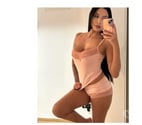 Luton Town Centre - Luton — Brunette sexy 🔥