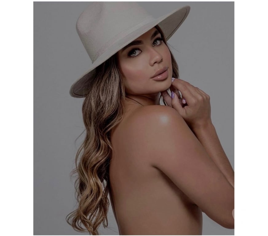Escorts Buckinghamshire Aylesbury - Buckinghamshire - Photos for Bruna Brazilian 🇧🇷 Sweet girl 🔥 very hot 🍓