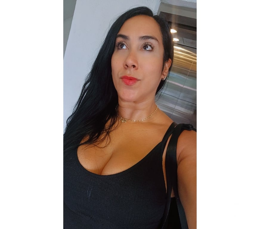 Escorts North London Palmers Green - North London - Photos for CURVY BEAUTY Queen ✈️ REAL PHOTOS 🔥 NATURAL