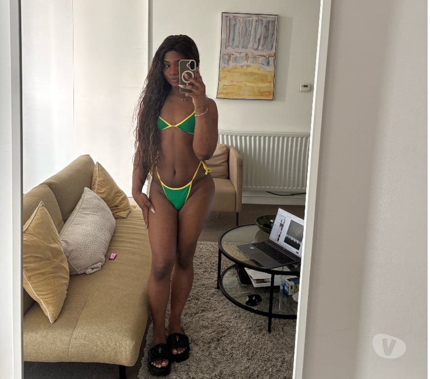 Trans Escorts Derbyshire Derby - Photos for LARYSSAH BRAZILIAN🇧🇷🔥HUNG🔥🥳PARTY🥳