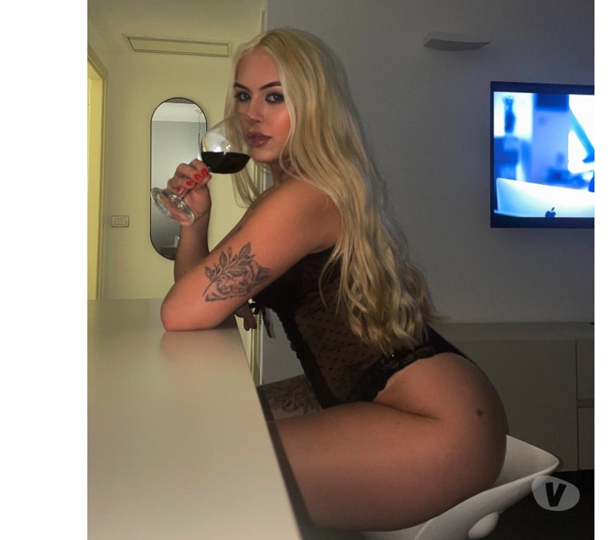 Escorts Worcestershire Worcester - Photos for Naughty blonde Brazilian 🇧🇷🇧🇷🔥